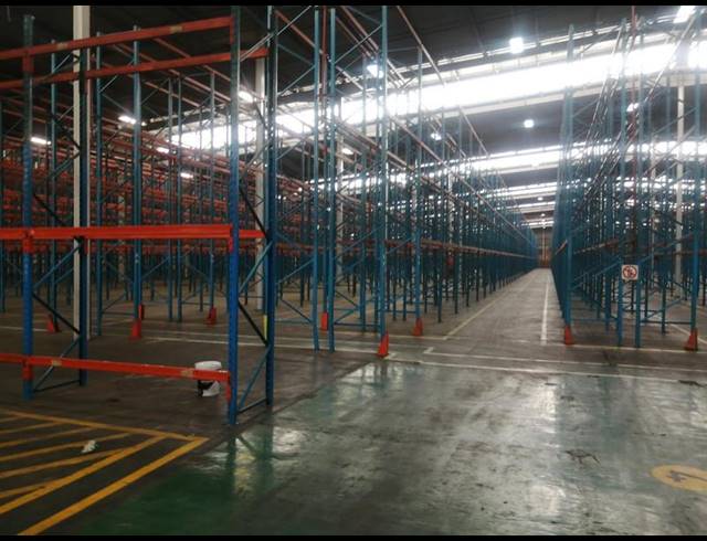 INDUSTRIAL PROPERTY TO RENT IN JET PARK